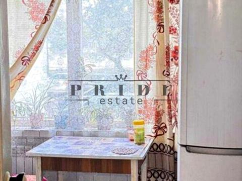 комерційна за адресою Олега Мудрака вул. (Генерала Наумова), 37-А