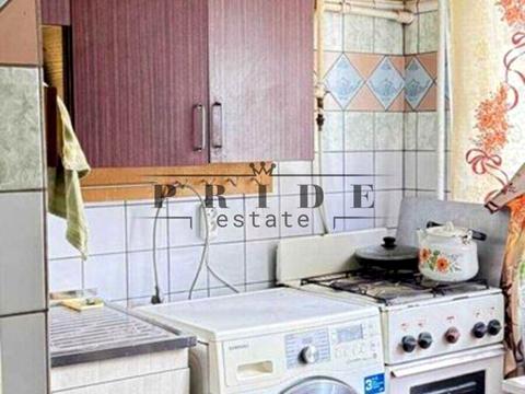 комерційна за адресою Олега Мудрака вул. (Генерала Наумова), 37-А