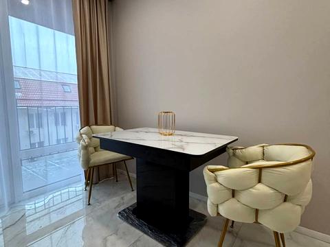 квартира по адресу Юліана Пелеша ул., 3