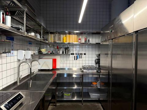 комерційна за адресою Гурія Бухала вул. (6-та Гвардійська), 13