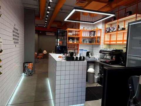 комерційна за адресою Гурія Бухала вул. (6-та Гвардійська), 13