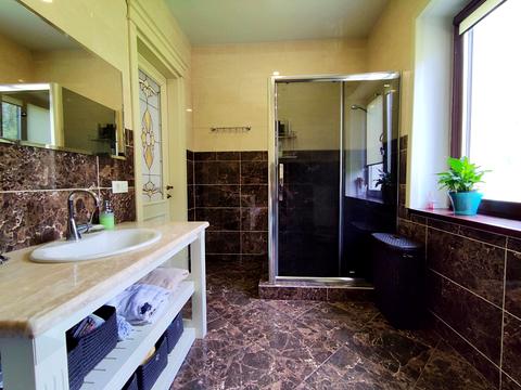 будинок за адресою Молодіжна вул.