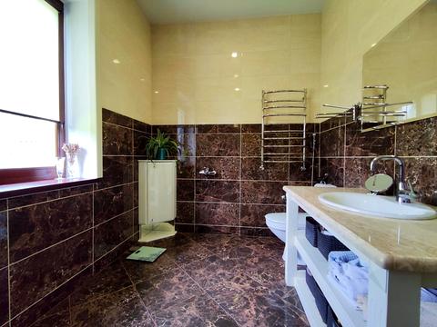 будинок за адресою Молодіжна вул.