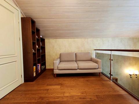 будинок за адресою Молодіжна вул.