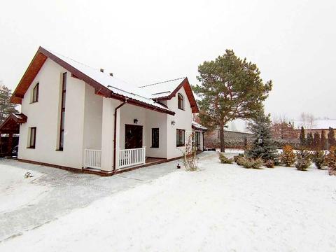 будинок за адресою Молодіжна вул.