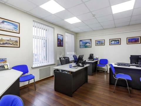 комерційна за адресою Саксаганського вул., 42