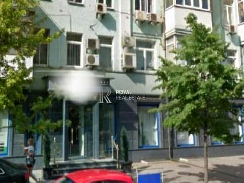 комерційна за адресою Саксаганського вул., 42