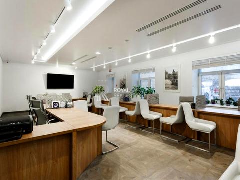 комерційна за адресою Саксаганського вул., 42