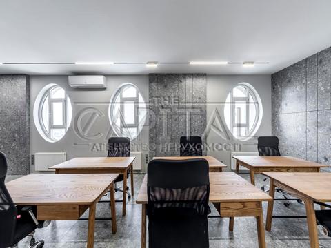 комерційна за адресою Київ, Василя Тютюнника вул. (Анрі Барбюса), 37/1