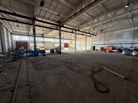 комерційна за адресою Залізнична вул., 15