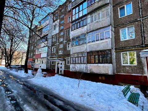 квартира за адресою Космонавтів вул., 8