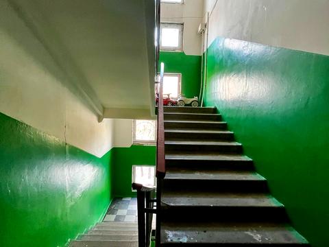 квартира за адресою Космонавтів вул., 8