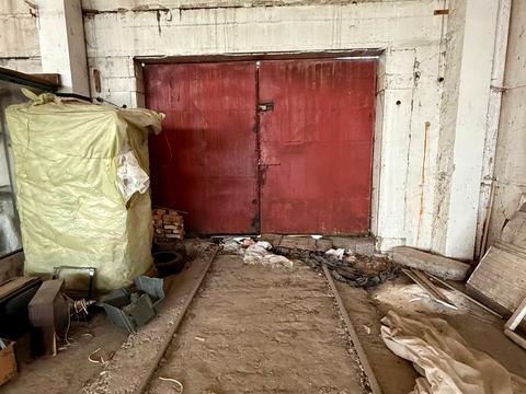 комерційна за адресою Залізнична вул., 15