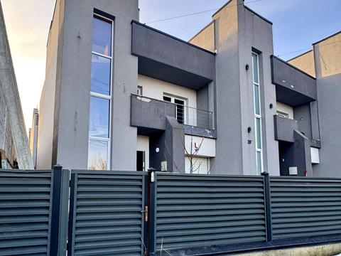 будинок за адресою Садова вул.