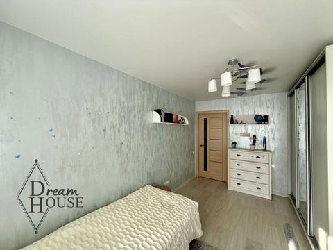 квартира за адресою 15-й мікрорайон, 12