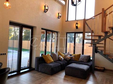 будинок за адресою Прилісна