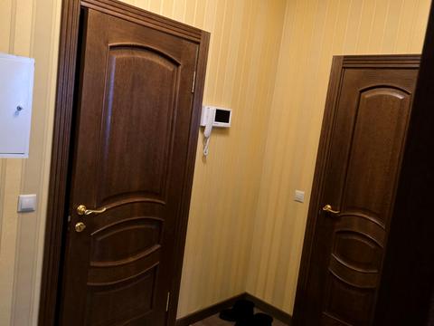 квартира за адресою Академіка Глушкова просп., 9-Г