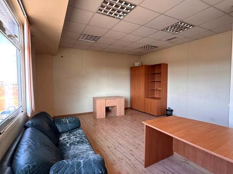 комерційна за адресою Галицька вул., 40