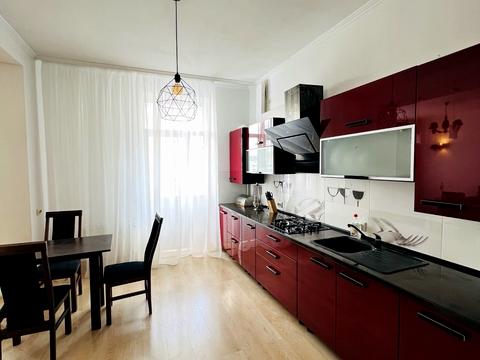 квартира по адресу Черновола просп. (700-летия Львова), 67