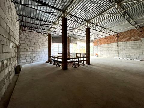 комерційна за адресою Подільська вул., 93