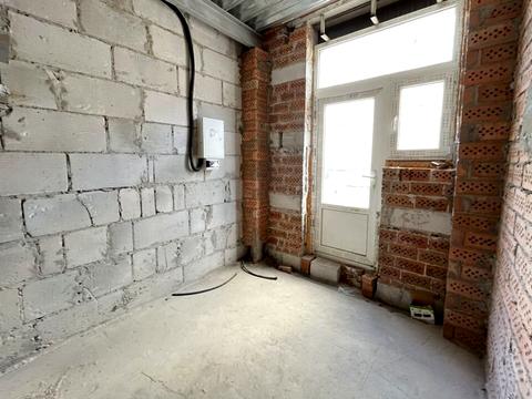 комерційна за адресою Подільська вул., 93