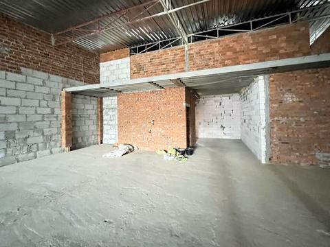 комерційна за адресою Подільська вул., 93