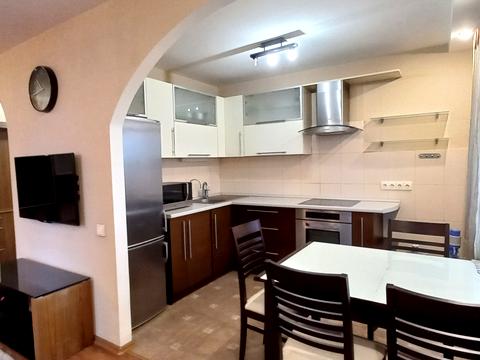 квартира за адресою Володимира Антоновича вул. (Свердлова), 4