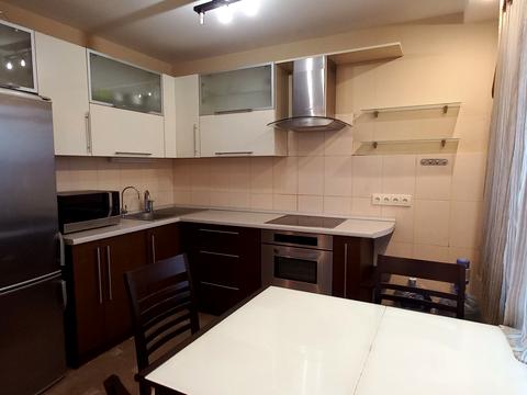 квартира за адресою Володимира Антоновича вул. (Свердлова), 4