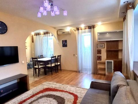 квартира за адресою Володимира Антоновича вул. (Свердлова), 4