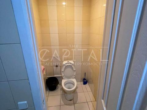 комерційна за адресою Деревообробна вул., 5д