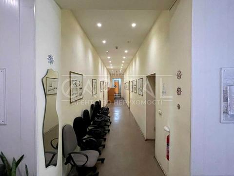 комерційна за адресою Деревообробна вул., 5д