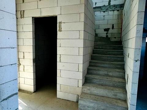 будинок за адресою Набережна вул., 24