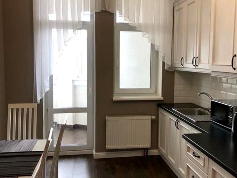 квартира за адресою Київ, Миколи Міхновського бульв. (Дружби народів), 14-16