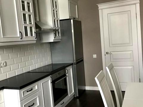 квартира за адресою Київ, Миколи Міхновського бульв. (Дружби народів), 14-16