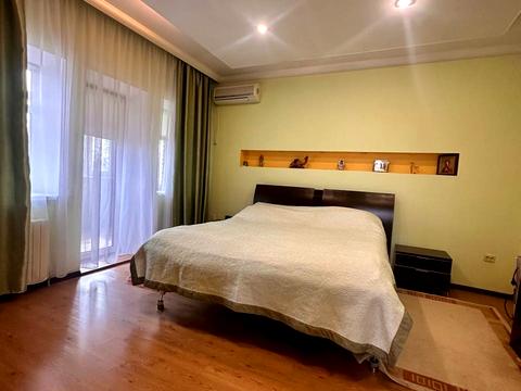 будинок за адресою Миколи Стасюка вул. (Новосибірська), 39