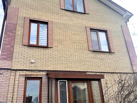 будинок за адресою Миколи Стасюка вул. (Новосибірська), 39