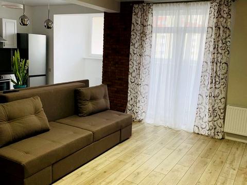 квартира за адресою Академіка Глушкова просп., 9-Д