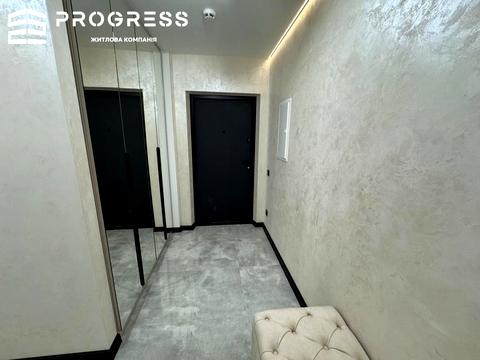 квартира за адресою Романа Левицького вул., 4