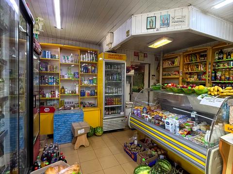 комерційна за адресою Володимира Івасюка вул., 44