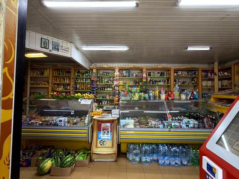 комерційна за адресою Володимира Івасюка вул., 44