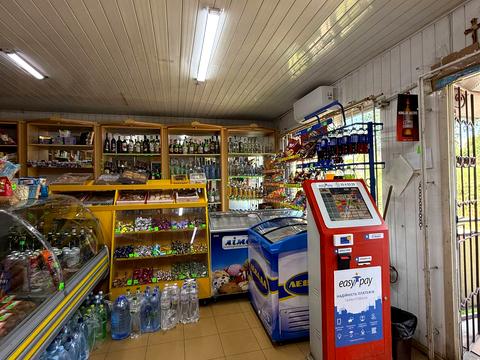 комерційна за адресою Володимира Івасюка вул., 44