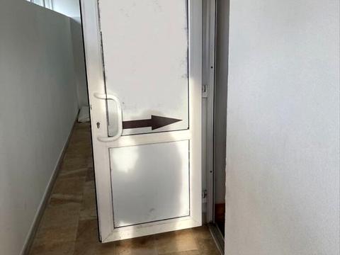 комерційна за адресою Інститутська вул., 6а