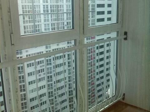 квартира за адресою Київ, Драгоманова вул., 2-А