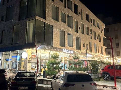 комерційна за адресою Зарічанська вул., 13