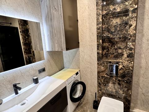 квартира за адресою Євгена Коновальця вул., 37-А