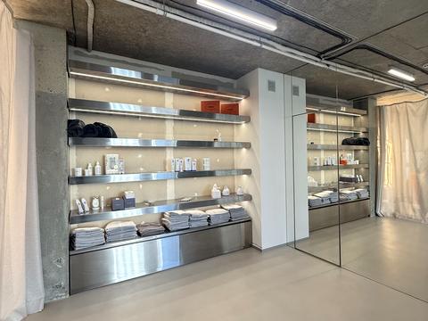 комерційна за адресою Олени Степанівни вул. (Ленінградська), 8