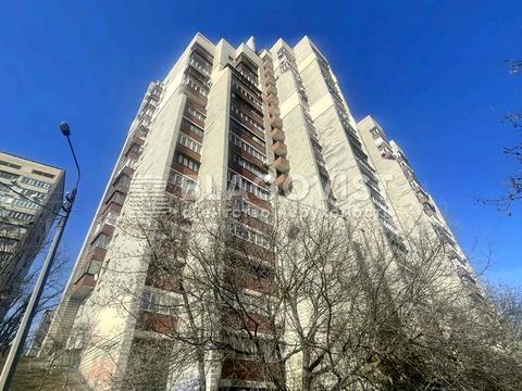 комерційна за адресою Верхня вул., 3-5