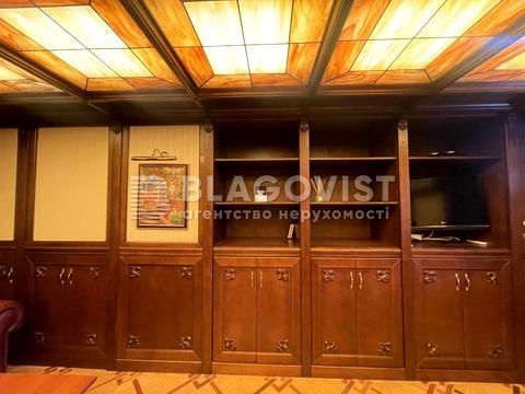 комерційна за адресою Верхня вул., 3-5