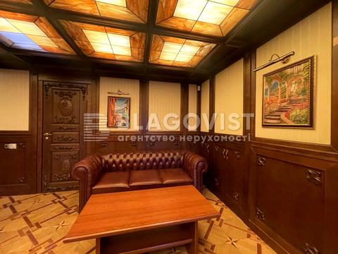 комерційна за адресою Верхня вул., 3-5