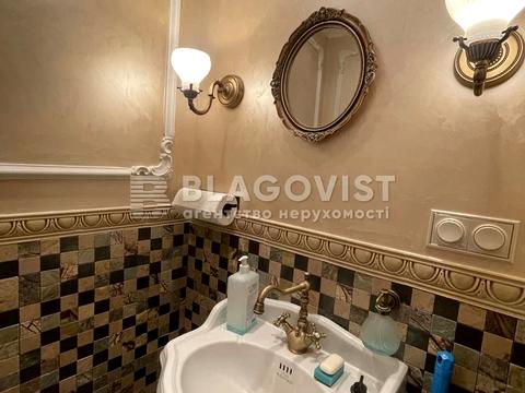 комерційна за адресою Верхня вул., 3-5